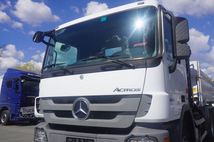 Camion à benne basculante avec grue Mercedes-Benz Actros 2641 6×4 E5 / Crane / Dumper