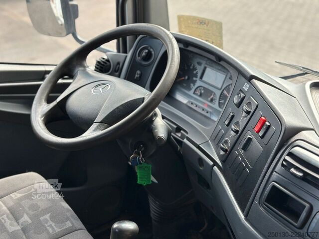 Driezijdige kipper bestelwagen MERCEDES-BENZ Atego 818 4x2 BB MEILLER DSK /AHK/