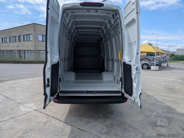 Komercijalno vozilo sa visokim krovom Iveco DAILY 35C12 V 4100 H3 Quad-Tor RG