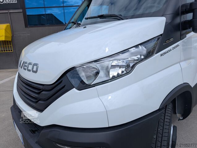 Komercijalno vozilo sa visokim krovom Iveco DAILY 35C12 V 4100 H3 Quad-Tor RG