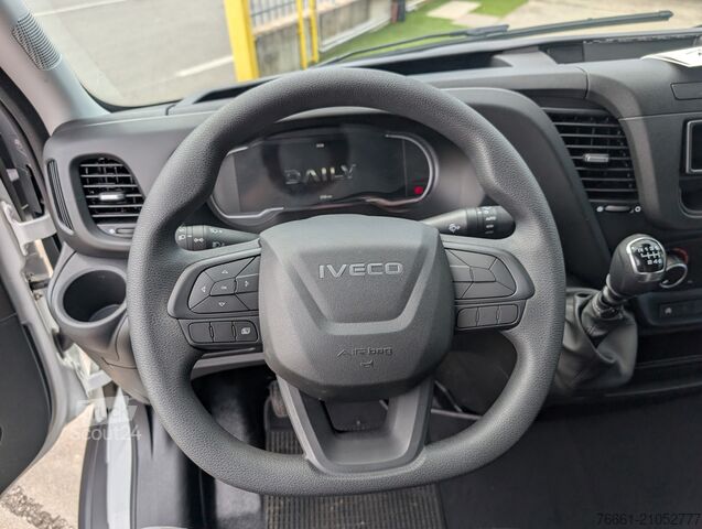 Komercijalno vozilo sa visokim krovom Iveco DAILY 35C12 V 4100 H3 Quad-Tor RG
