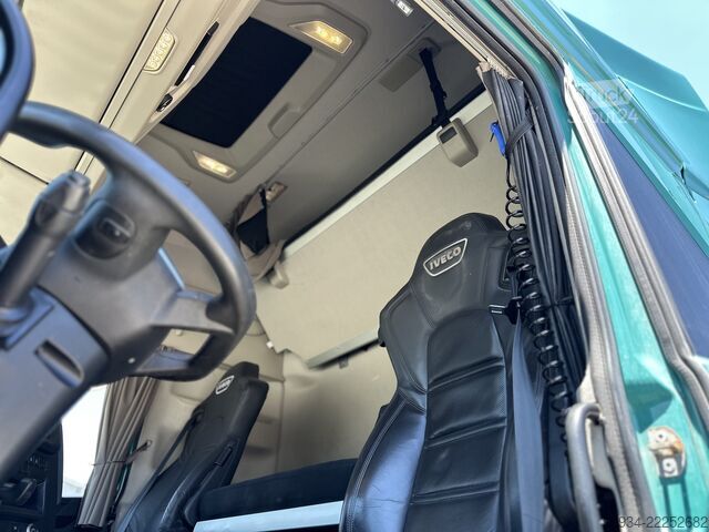 Standardni vlačilec Iveco S WAY 530