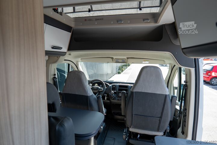 SUNLIVING V 55 SP TENTTOP - COMFORT EDITION MINI VAN Z W.C.-jem NOVO SUNLIVING V 55 SP TentTop - COMFORT EDITION