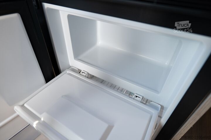 SUNLIVING V 55 SP TENTTOP - COMFORT EDITION MINI VAN Z W.C.-jem NOVO SUNLIVING V 55 SP TentTop - COMFORT EDITION