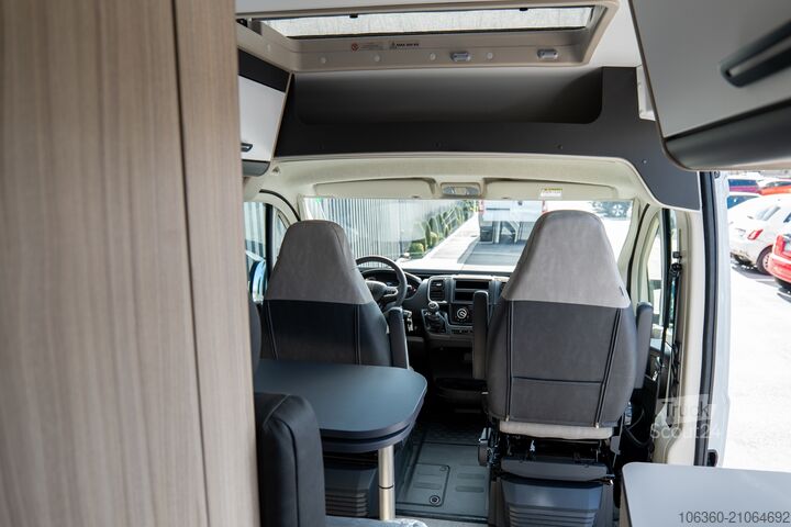 SUNLIVING V 60 SP TENTTOP - COMFORT EDITION MINI VAN Z W.C.-jem NOVO SUNLIVING V 60 SP TentTop - COMFORT EDITION