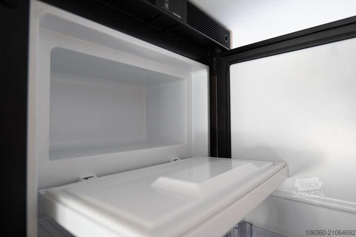 SUNLIVING V 60 SP TENTTOP - COMFORT EDITION MINI VAN Z W.C.-jem NOVO SUNLIVING V 60 SP TentTop - COMFORT EDITION