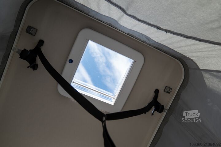 SUNLIVING V 60 SP TENTTOP - COMFORT EDITION MINI VAN Z W.C.-jem NOVO SUNLIVING V 60 SP TentTop - COMFORT EDITION