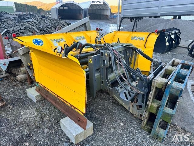 Vama EAU4800K lama spartineve pieghevole ad ali per camion Vama EAU4800K folding wing plow for truck