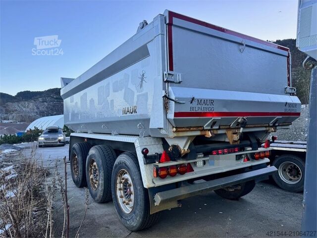 Rimorchio Maur a tre assi Maur Triple-Axle Trailer