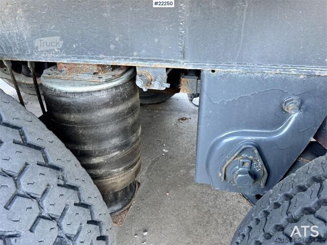 Rimorchio Maur a tre assi Maur Triple-Axle Trailer