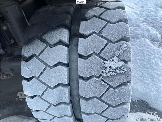 Escavatore gommato CAT M314F wheeled excavator w/ two buckets, Gigant tra