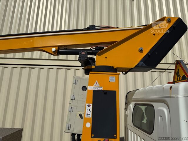 Lastbilmonteret arbejdsplatform NISSAN Cabstar 32.12 Time ETL30 Arbeitsbühne/11.6 Meter