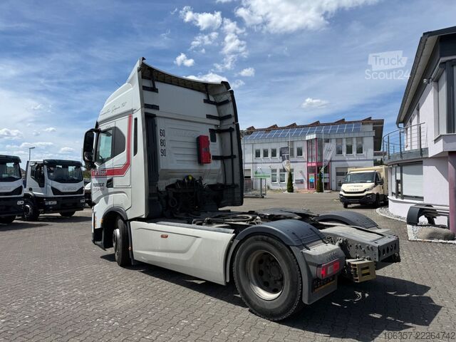 Standardni tegljač IVECO STRALIS S-WAY 510 AS440S51T/P Kipphydraulik