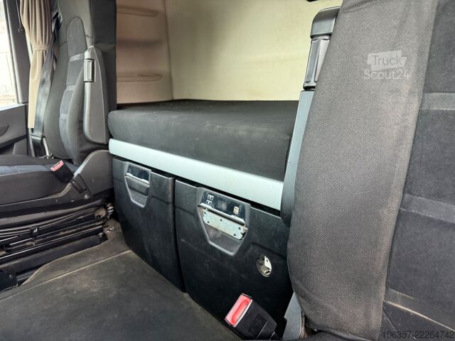Standardni tegljač IVECO STRALIS S-WAY 510 AS440S51T/P Kipphydraulik