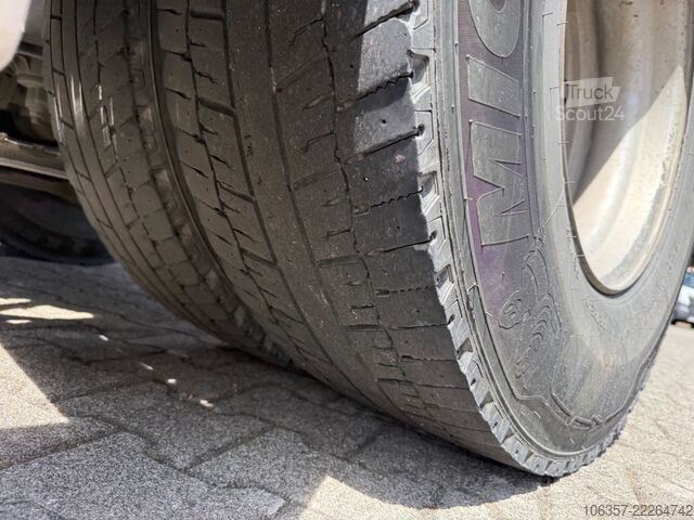 Standardni tegljač IVECO STRALIS S-WAY 510 AS440S51T/P Kipphydraulik