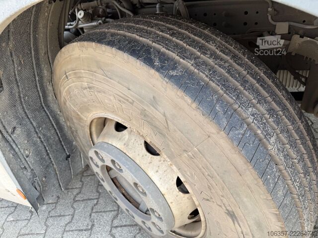 Standardni tegljač IVECO STRALIS S-WAY 510 AS440S51T/P Kipphydraulik