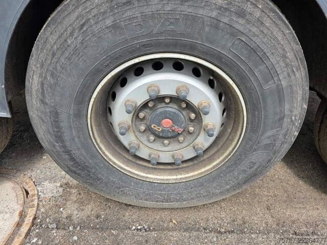مقطورة نصف قلابة REISCH ca. 48 cbm Getreidekipper, Lift, Kornschieber