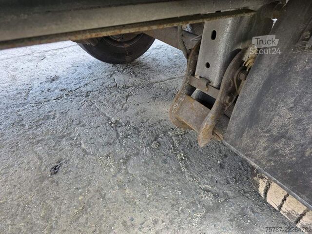 Mozgópadlós félpótkocsi KRAKER 92 cbm Schubboden, Lift,WABCO ABS,sauberer Boden