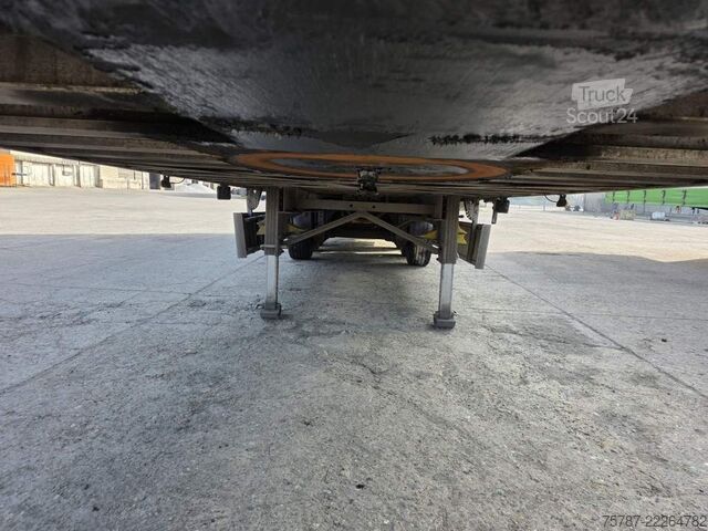 Mozgópadlós félpótkocsi KRAKER 92 cbm Schubboden, Lift,WABCO ABS,sauberer Boden