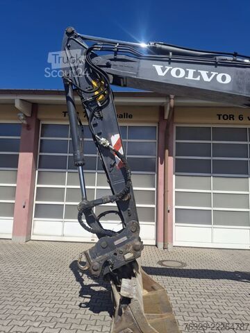 Riteņu ekskavators VOLVO 160 C