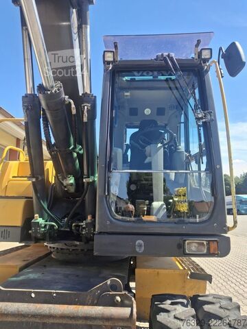 Riteņu ekskavators VOLVO 160 C