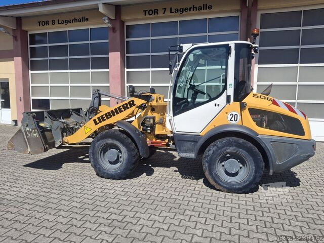 Chargeuse sur pneus LIEBHERR L506c