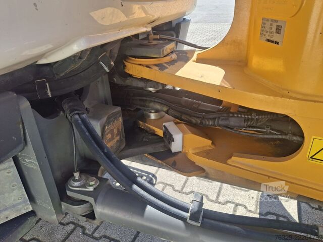 Chargeuse sur pneus LIEBHERR L506c