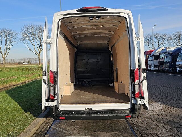 High-roof van FORD E-TRANSIT L4H3 Maxi 68 kWh
