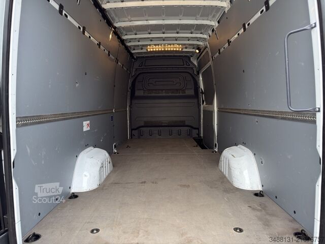 Slēgtais furgons Mercedes-Benz SPRINTER 317 L3H2 AHK NAVI KAMERA TEMPOMAT