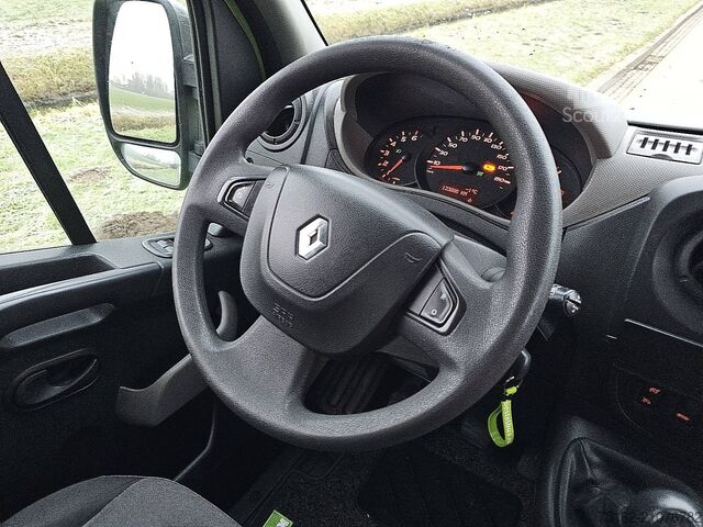 Loading platform RENAULT MASTER 2.3 DCI 130 PUEC