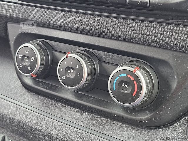 Kombi med högt tak RENAULT TRAFIC 2.0 DCI