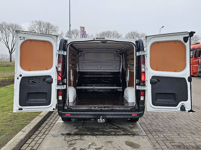 Kombi med högt tak RENAULT TRAFIC 2.0 DCI