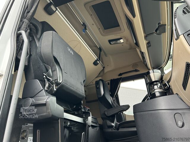 Standard-SZM Mercedes-Benz Actros 1842 Streamspace / 565 dkm / Tacho V2 / ...