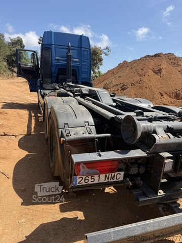 Camion benne MAN TGS 26.440