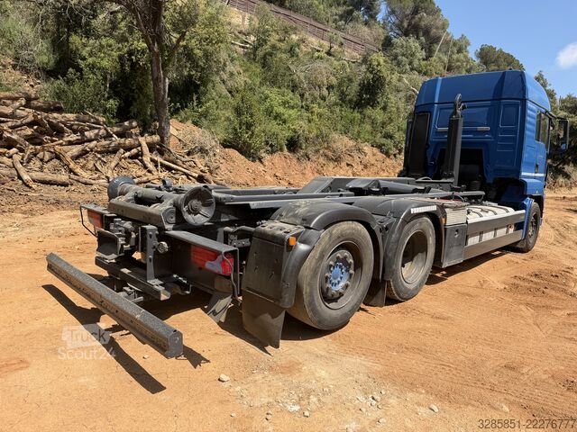 Camion benne MAN TGS 26.440