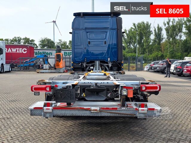 Vaihtolavakuorma-auto MERCEDES-BENZ Actros 2553 / Retarder / Ladebordwand /Lenkachse