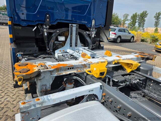 Vaihtolavakuorma-auto MERCEDES-BENZ Actros 2553 / Retarder / Ladebordwand /Lenkachse