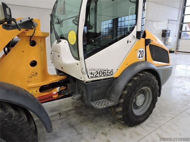 Wheel loader LIEBHERR L508 + FORK