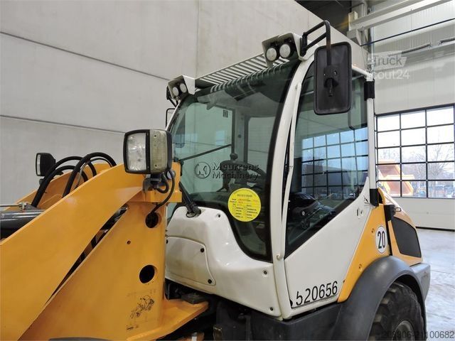 Wheel loader LIEBHERR L508 + FORK
