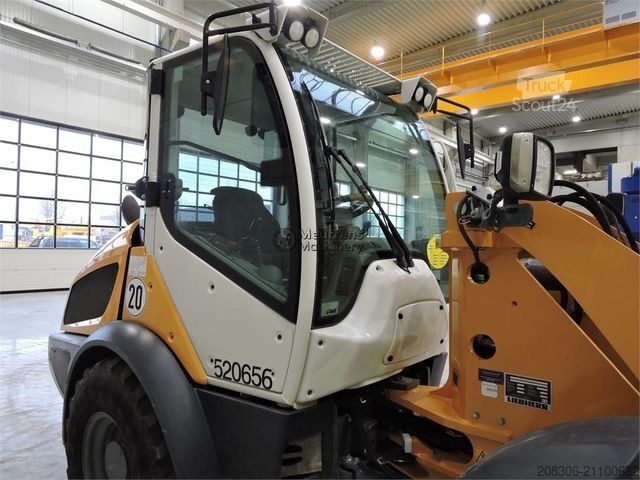 Wheel loader LIEBHERR L508 + FORK