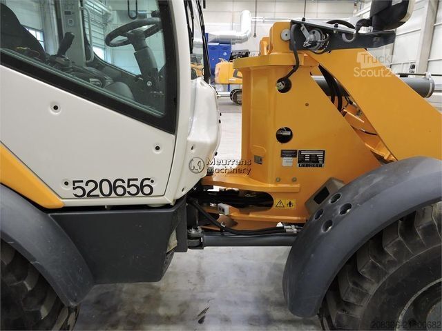 Wheel loader LIEBHERR L508 + FORK