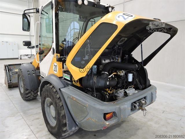 Wheel loader LIEBHERR L508 + FORK