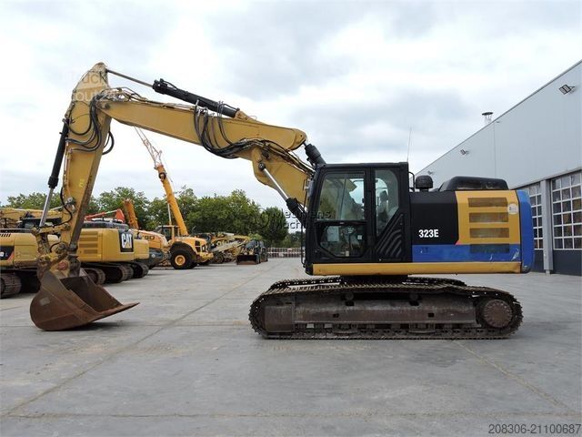 Εκσκαφέας ερπυστριοφόρος CATERPILLAR 323EL