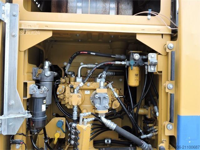 Εκσκαφέας ερπυστριοφόρος CATERPILLAR 323EL