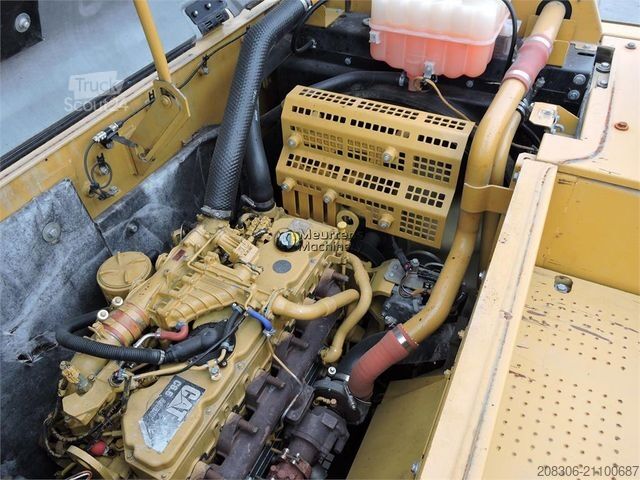 Εκσκαφέας ερπυστριοφόρος CATERPILLAR 323EL