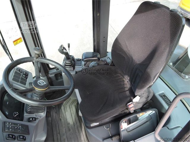 Wiellader VOLVO L35G + Fork-German