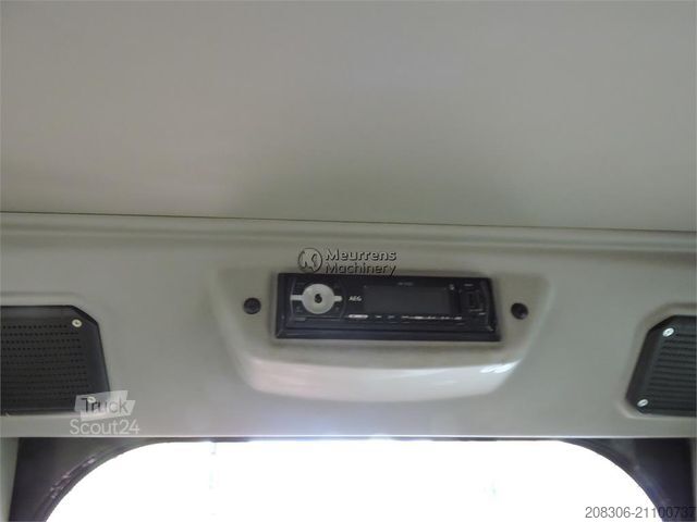 Mobile excavator CATERPILLAR M322D