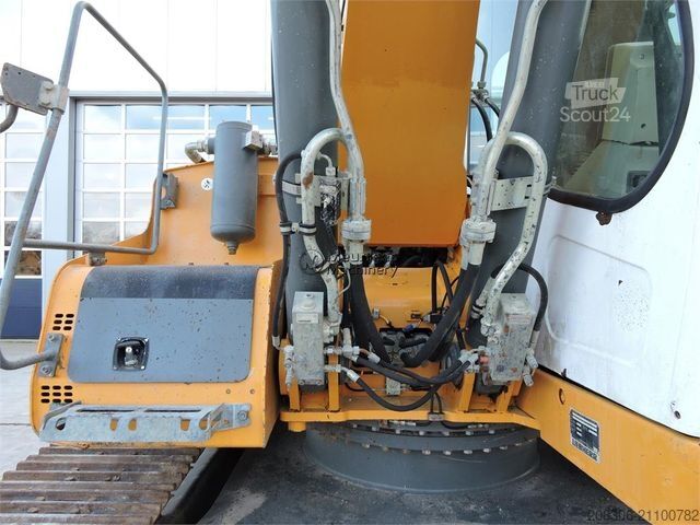 Εκσκαφέας ερπυστριοφόρος LIEBHERR R916