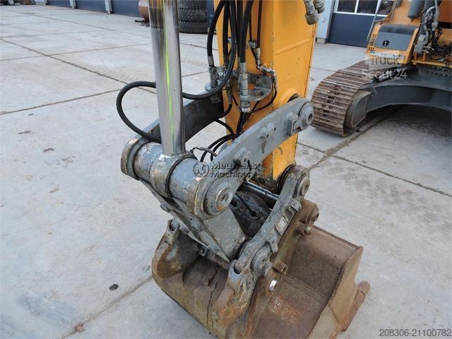 Εκσκαφέας ερπυστριοφόρος LIEBHERR R916