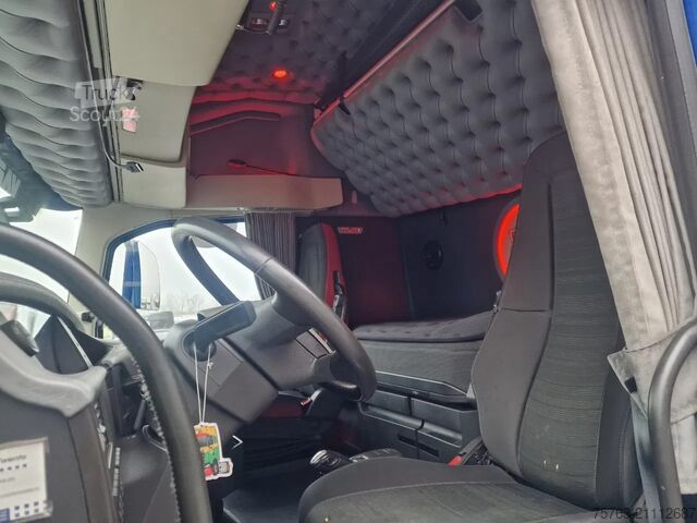 Standaard-SZM Volvo FH 13.500 Globetrotter 4x2 - I Save - I parkcoo...